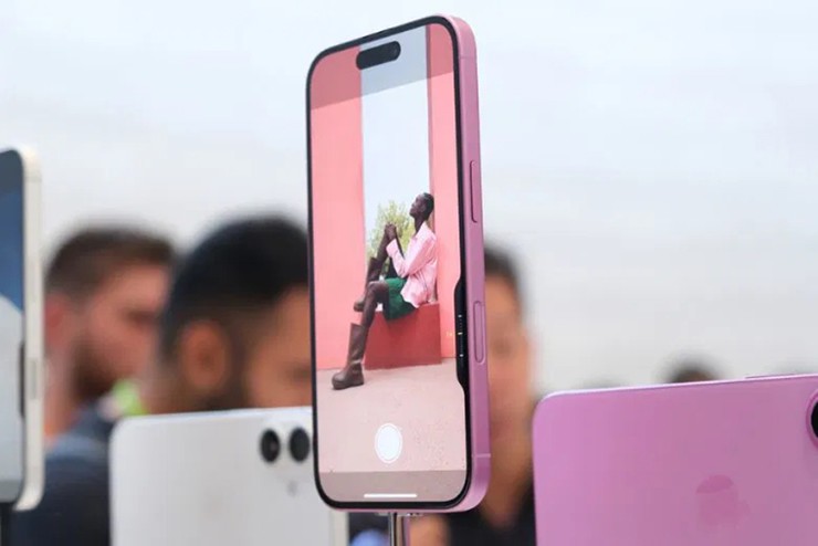 Cần suy nghĩ kỹ trước khi mua iPhone 16 Plus.