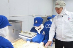 Thị trường - Tiêu dùng - Bán thứ rẻ bèo là "nhân sâm người nghèo", ông nông dân nhẹ nhàng kiếm 95 tỷ đồng/năm