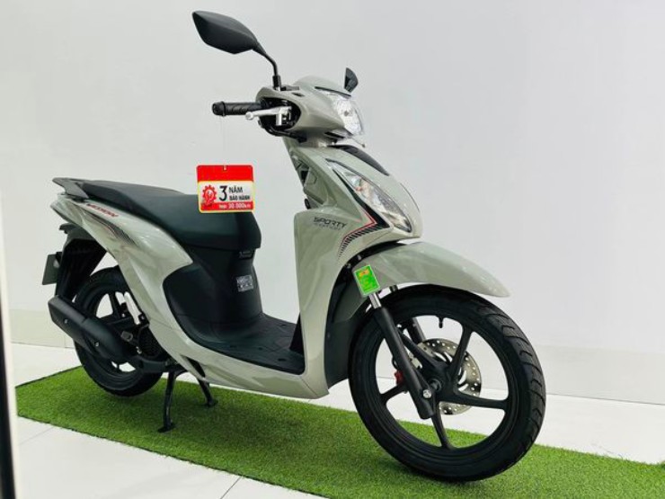 Giá Honda Vision đầu tháng 10/2024, tăng nhẹ 200 nghìn đồng - 1