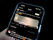 Sự thật về ảnh chuyển khoản 'Threads trả lương'