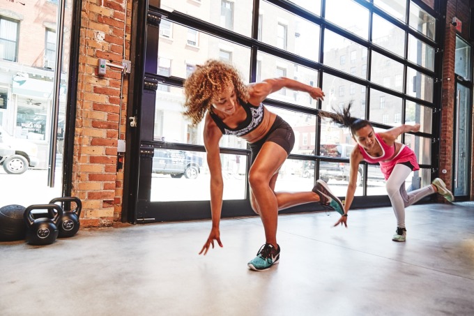 HIIT là phương pháp hiệu quả để giảm mỡ và tăng cường sức khỏe tim mạch.