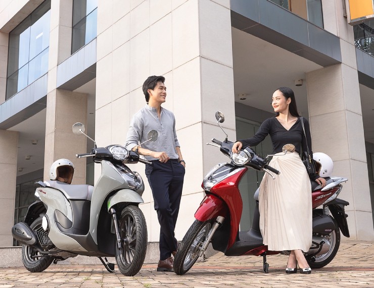 Giá Honda SH Mode đầu tháng 10/2024, chênh hơn 1 triệu đồng - 1