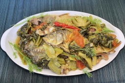 Ẩm thực - Cá chép om dưa: Món ngon từ nhà bếp ra bàn tiệc