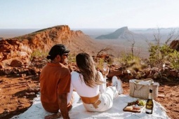 Du lịch - Thị trấn là 'thánh địa' của cộng đồng LGBTQ+