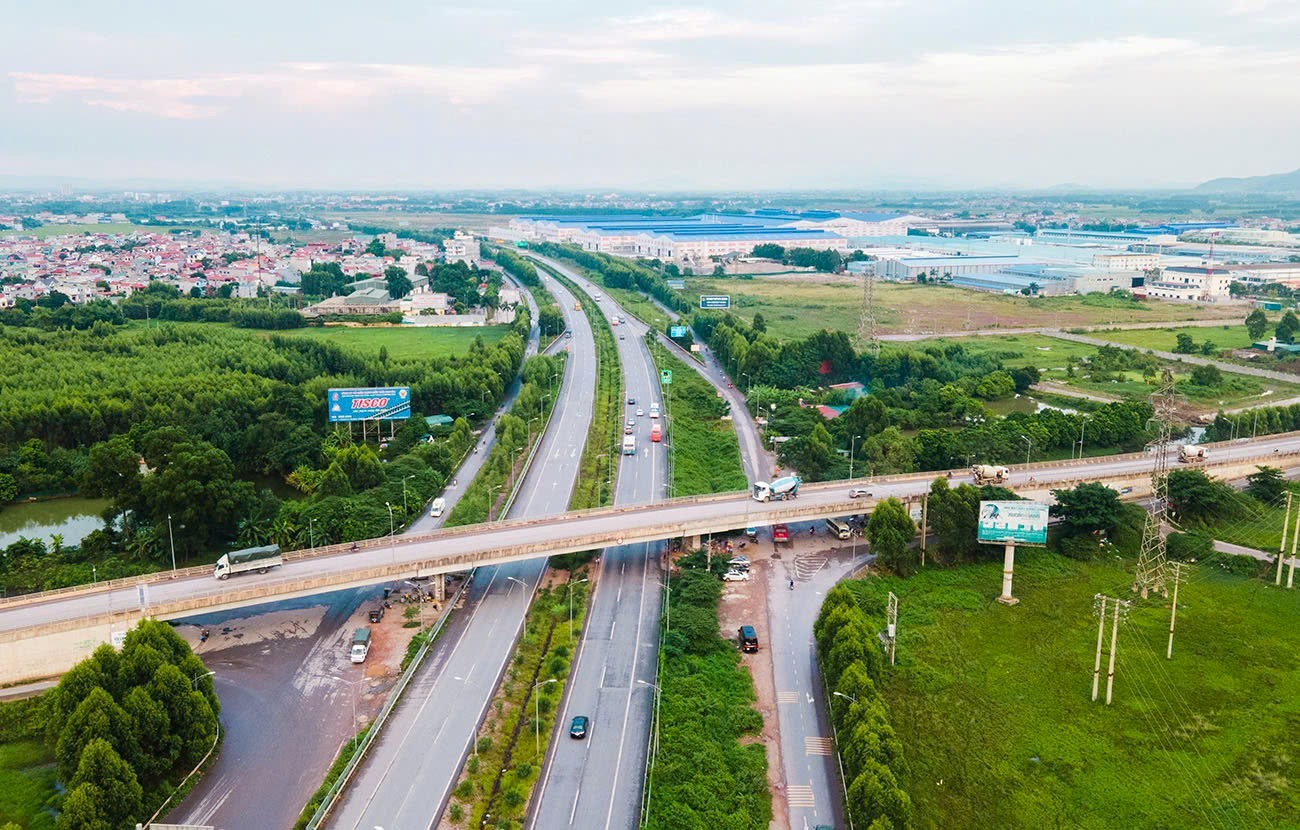 Bắc Giang là một trong những tỉnh thành có cơ sở hạ tầng giao thông tốt nhất cả nước.