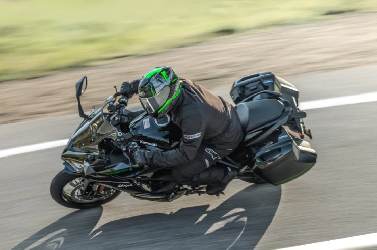 Mãn nhãn hàng khủng 2025 Kawasaki Ninja 1100SX mới trình làng - 13