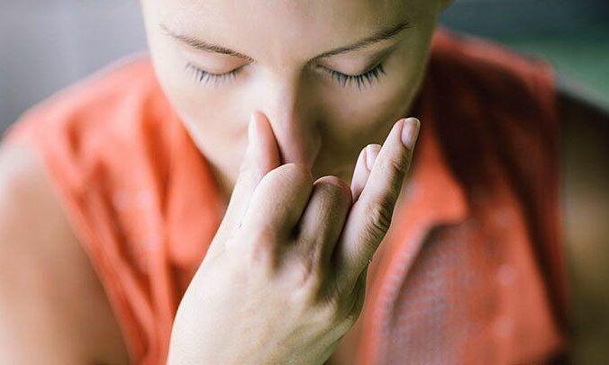 5 kiểu thở “tai hại” khiến ho càng nặng, đàm càng đặc, phổi càng bị “hủy hoại”  - 1