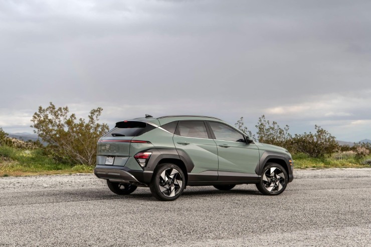 Hyundai Kona 2024 giá từ 636 triệu đồng: Nội thất rộng, phong cách tương lai - 6