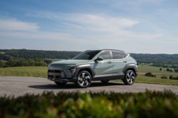 Tin tức ô tô - Hyundai Kona 2024 giá từ 636 triệu đồng: Nội thất rộng, phong cách tương lai