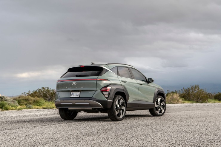 Hyundai Kona 2024 giá từ 636 triệu đồng: Nội thất rộng, phong cách tương lai - 3