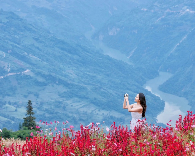 Thiên nhiên hùng vĩ ở Hà Giang làm nao lòng du khách.
