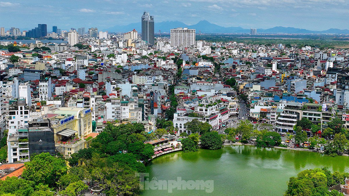 Ngắm Hà Nội vừa cổ kính vừa hiện đại qua góc máy từ trên cao - 14