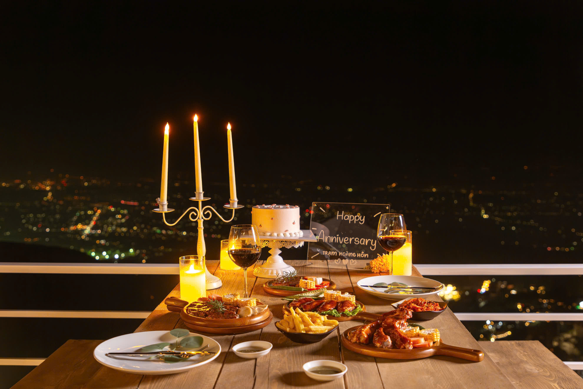 Setup một buổi kỉ niệm lãng mạn tại Tiệm Nướng Trên Mây