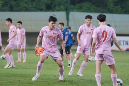 Bóng đá - ĐT Việt Nam đua ngôi vua AFF Cup, HLV Kim Sang Sik sẽ chơi thực dụng hơn