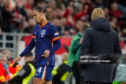 Bóng đá - Fan Liverpool mừng ra mặt vì Van Dijk dính thẻ đỏ ở Nations League