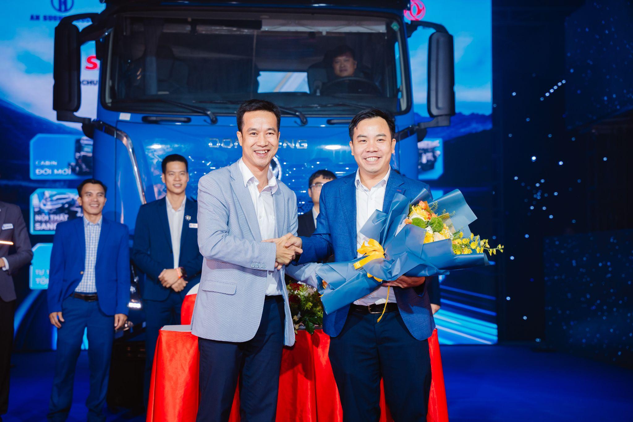 Cam kết bảo hành 200.000km hoặc 36 tháng cho Dongfeng X7 Yuchai