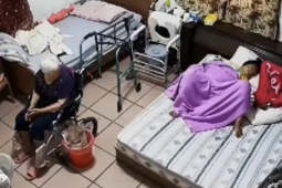 Bạn trẻ - Cuộc sống - Người giúp việc sinh con ngay trên giường của chủ