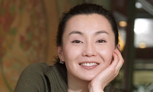 Nữ diễn viên từng tiết lộ cô thử nhiều phương pháp chăm sóc da, nhưng yêu thích và thấy hiệu quả nhất là làm đẹp da bằng trứng. Trương Mạn Ngọc thường ăn trứng luộc lòng đào.