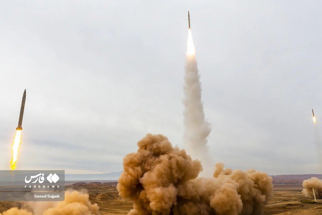 Một vụ thử tên lửa của Iran. Ảnh: Fars News