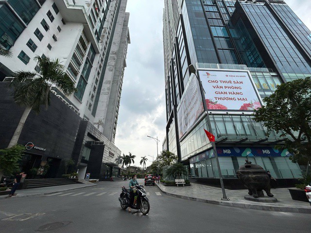 Theo TTCP, trách nhiệm đối với các vi phạm liên quan đến dự án này thuộc về Sở Tài nguyên và Môi trường, Sở Tài chính, UBND TP Hà Nội và Công ty cổ phần Thương mại Hưng Việt