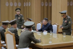 Thế giới - Ông Kim Jong-un triệu tập họp an ninh quốc gia giữa căng thẳng với Hàn Quốc