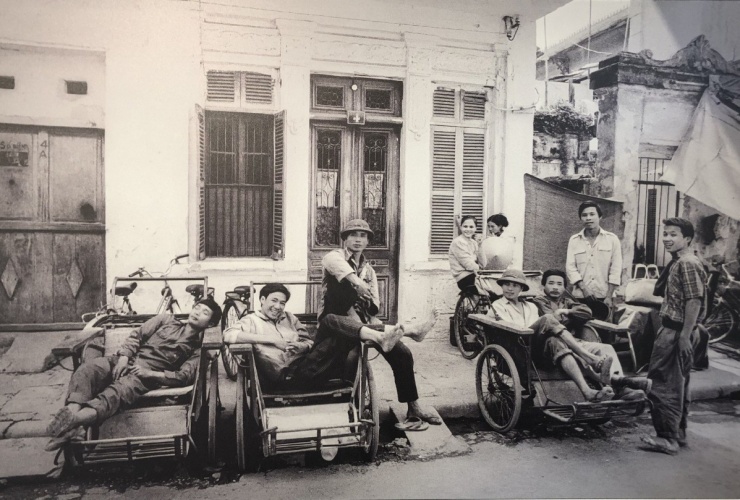 Những người lái xích lô trên phố Nguyễn Quang Bích năm 1992.