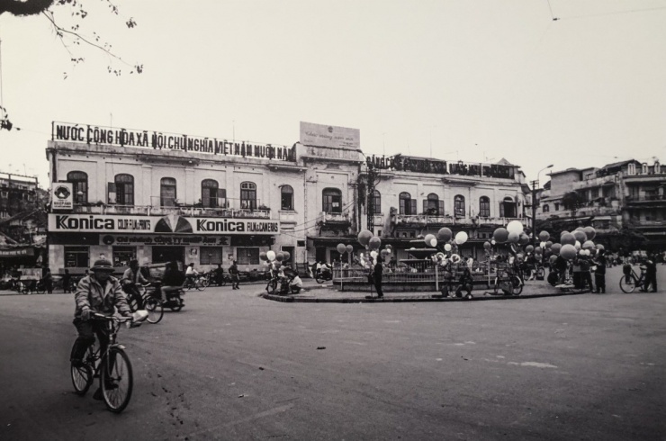 Cuộc sống ở Hà Nội hơn 30 năm trước qua ảnh - 9