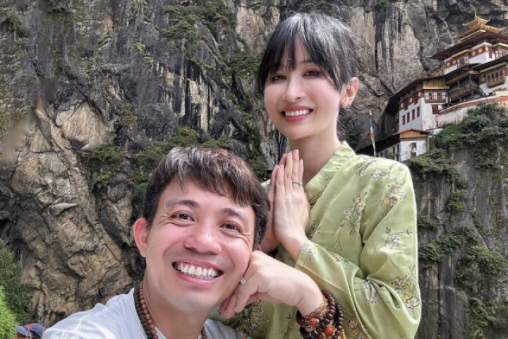 Vợ chồng đại gia Minh 'Nhựa' đi Bhutan kỷ niệm 12 năm cưới