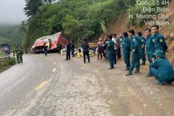 Tin tức trong ngày - Xe giường nằm mất phanh ở đoạn dốc, 1 người tử vong nhiều người bị thương