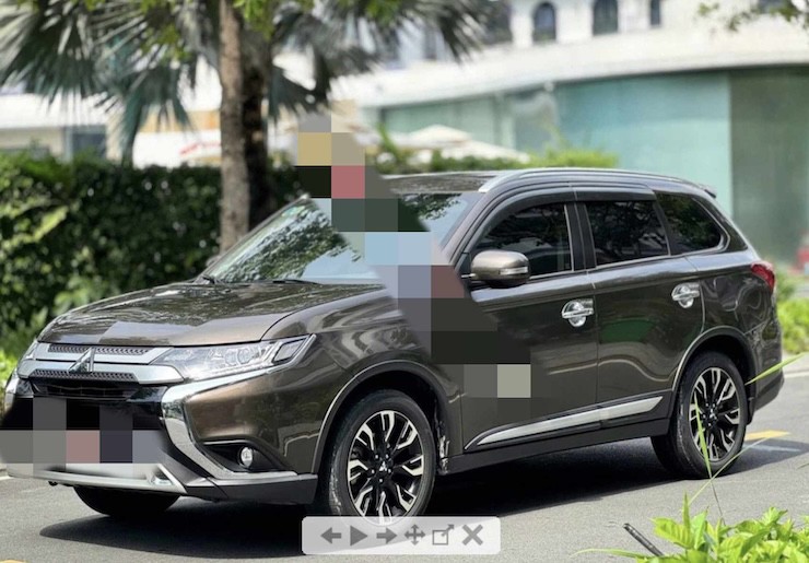 Chiếc&nbsp;Mitsubishi Outlander 2.0 CVT 2020 cũ được rao bán. (Ảnh chụp màn hình)