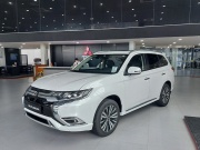 Tin tức ô tô - Vì sao Mitsubishi Outlander là dòng xe cực "kén khách" tại Việt Nam?