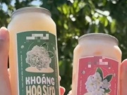 Ẩm thực - Sau mì trà sữa bắp bò, trà sữa vị hoa sữa và nước khoáng hoa sữa tiếp tục khiến netinzen 'chao đảo'