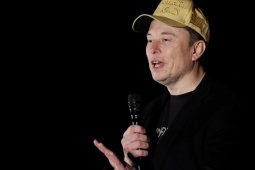 Kinh doanh - Tỷ phú Elon Musk hứa tặng 1 triệu USD mỗi ngày cho ai làm điều này