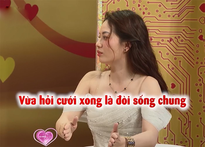 Mẹ hai con chủ động 