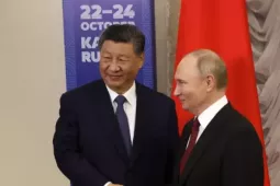 Thế giới - Ông Putin tiếp ông Tập bên lề thượng đỉnh BRICS