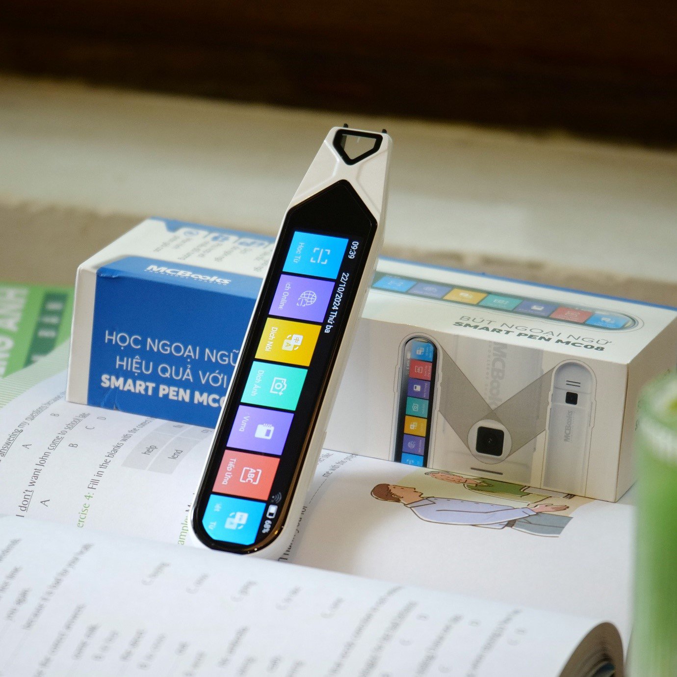Bút ngoại ngữ MC08 có kích cỡ nhỏ gọn (Ảnh: MCBooks)