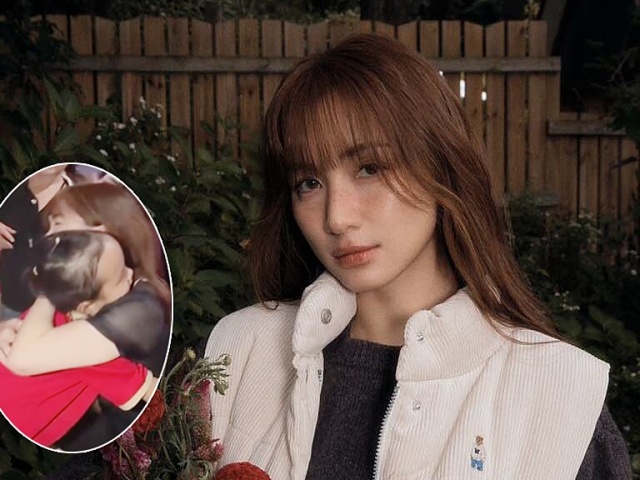 Hòa Minzy khóc khi gặp em bé làng Nủ cô muốn nhận nuôi