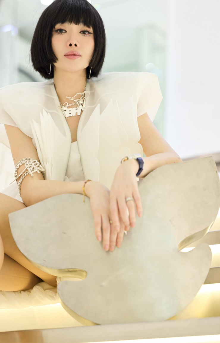 Những hot girl đình đám giờ là những hot mom U40 nhưng vẫn ăn diện "chiến hơn" gái 18 - 6