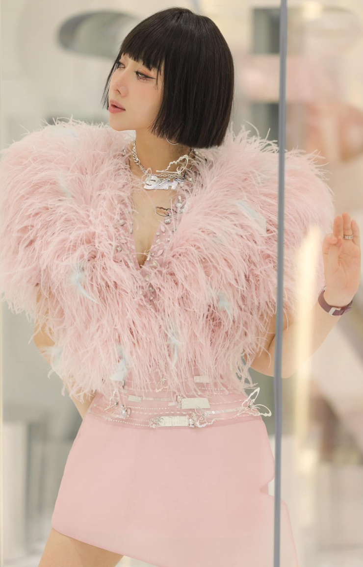 Những hot girl đình đám giờ là những hot mom U40 nhưng vẫn ăn diện "chiến hơn" gái 18 - 8