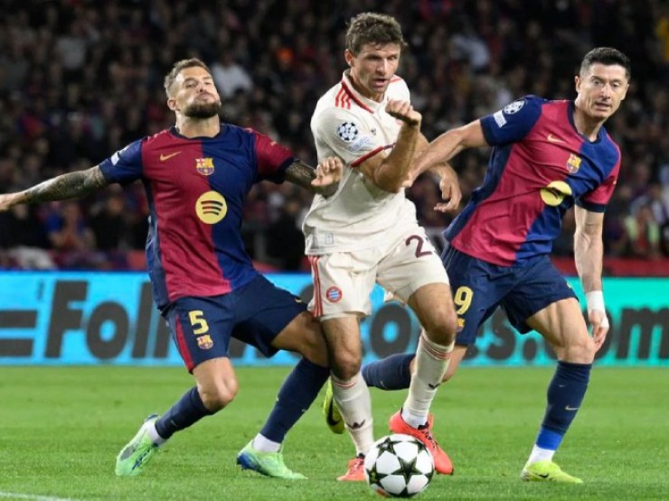 Barca đại thắng Cúp C1: Người cũ trừng phạt Bayern, Raphinha nhảy múa