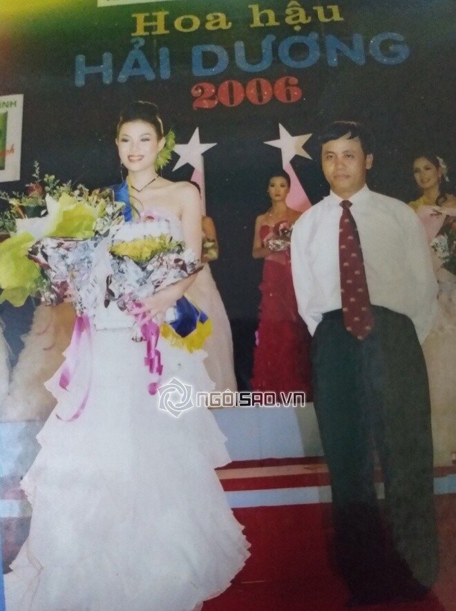 Thời điểm hiện tại, Thanh Hương đã là
bà mẹ hai con. Cô vẫn giữ được phong độ nhan sắc khi không chỉ ngày
càng xinh đẹp, mặn mà mà hình thể cũng ngày càng nuột nà, săn chắc.
Trên trang cá nhân, nữ diễn viên chăm chỉ khoe sắc vóc trong nhiều
bộ trang phục nóng bỏng và nhận về nhiều lượt tương tác. 