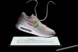 Thời trang Hi-tech - "Ông chủ" Apple đang "cứu" thương hiệu giày Nike bằng cách nào?