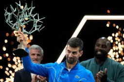 Thể thao - Djokovic xin lỗi vì bỏ Paris Masters, thờ ơ luôn với ATP Finals