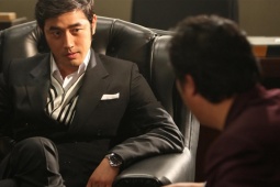 Đời sống Showbiz - Nam diễn viên "nhắm mắt" để vợ làm bồ nhí đại gia, lấy 18 tỷ đồng cho con học trường quốc tế