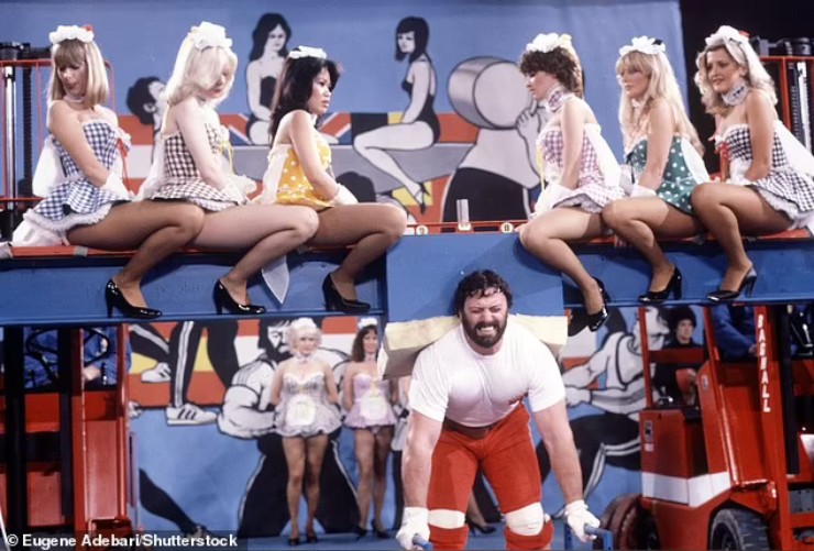 Capes huyền thoại qua đời ở tuổi 75