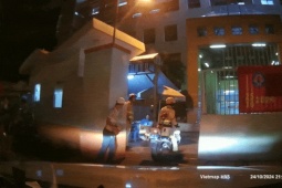 Tin tức trong ngày - CSGT mở đường cho sản phụ đến bệnh viện kịp thời