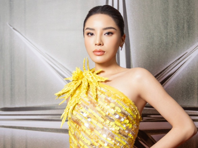 Kỳ Duyên lộ dáng "hình chữ nhật" trong thiết kế lệch vai tại Miss Universe Vietnam 2024 
