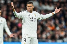 Bóng đá - Mbappe gặp ác mộng bẫy việt vị: &quot;Tuyệt chiêu&quot; giúp Barca khuất phục Real