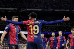 Bóng đá - Barcelona đại thắng Real Madrid: &quot;Tiêu chuẩn vàng&quot; của Flick làm cả châu Âu run rẩy