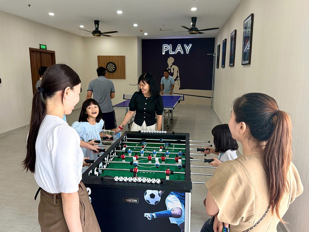 Sau 3 tháng bàn giao, mỗi ngày cư dân đều hăng hái sử dụng tiện ích ngay thềm nhà